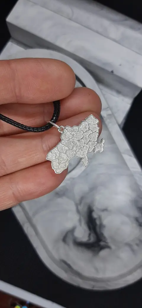 Підвіска «Україна» зі срібла 925 — фото 3