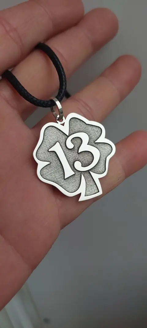 Підвіска «Щасливе 13» зі срібла 925 — фото 2