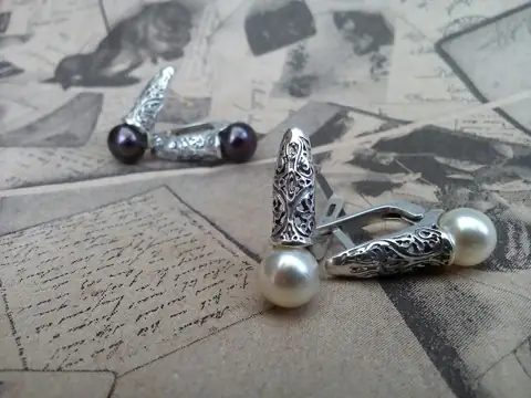 Сережки з перлиною