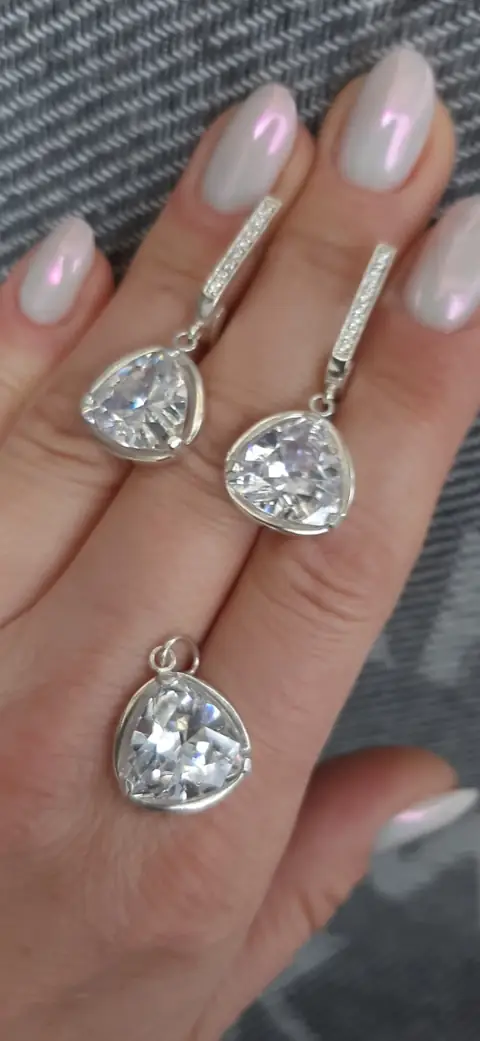 Сережки з прозорими камінцями зі срібла 925 — фото 3