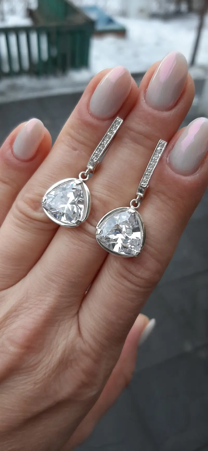 Сережки з прозорими камінцями зі срібла 925