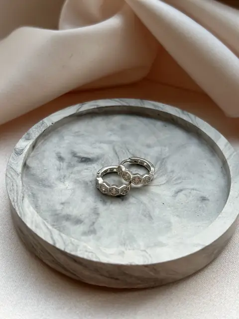 Сережки з прозорими камінцями
