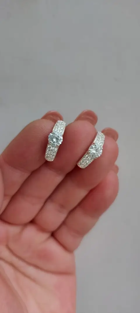 Сережки «Блискучі з каменем» зі срібла 925 — фото 2