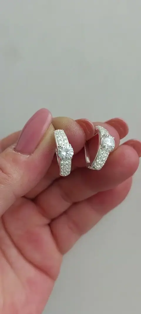 Сережки «Блискучі з каменем» зі срібла 925 — фото 5