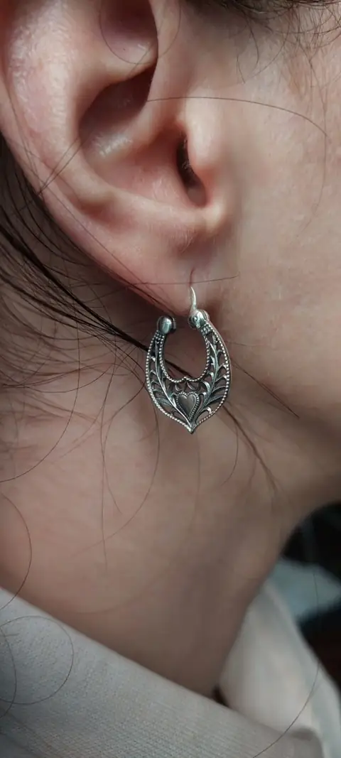 Сережки «Лунниця з серцем» зі срібла 925 — фото 4