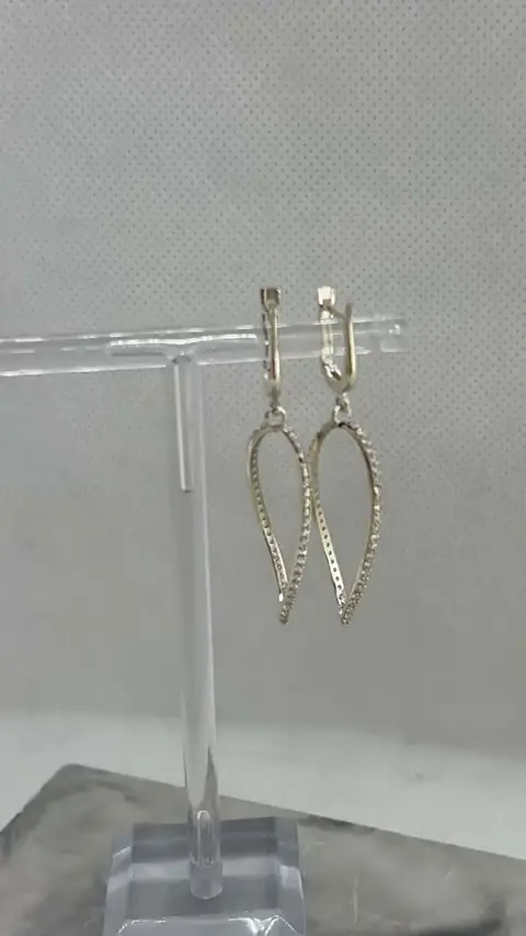 Сережки з фіанітом